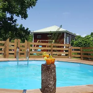 https://gites-chez-marie-christine.comcaribbean.com